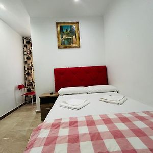 Hostal Granvia 628